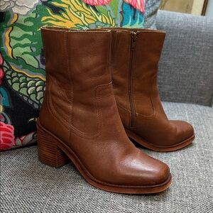 Seychelles Rich Brown Leather Heeled Boots